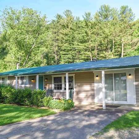 Cottage With Yard And Grill About 21 Mi To Hocking Hills! Nelsonville Eksteriør bilde